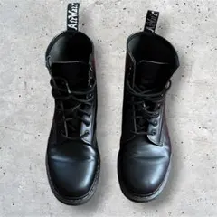 ドクターマーチン Dr.Martens 8ホール ブーツ ホワイトステッチ