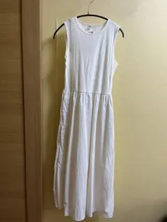 【新品未使用】　ユニクロ　UNIQLO コンビネーションワンピース　Ｍ