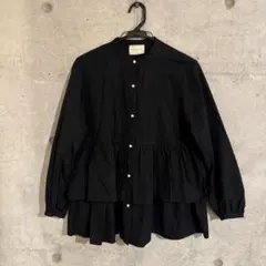 UNITED ARROWS パールボタン ティアードブラウス 長袖のサムネイル