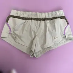 Nike Mサイズ ショートパンツ ライトグレー