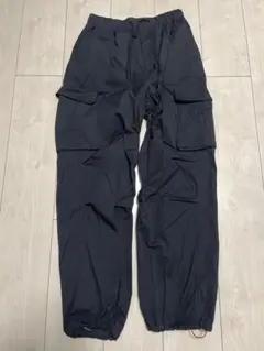 ブラックカーゴパンツ 複数ポケット