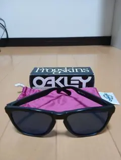 OAKLEY DOVER STREET MARKETコラボ Frogskins - メルカリ