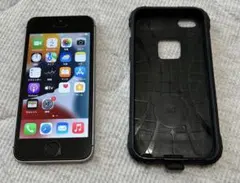 Apple iPhone SE 初代　スペースグレー ケース付き