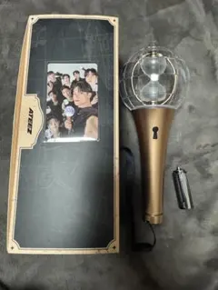 ATEEZ ペンライト ゴールド トレカ1枚付き