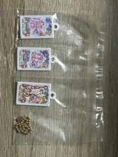 アイカツ キーホルダー プレミアム 星宮いちご 音城セイラ - メルカリ