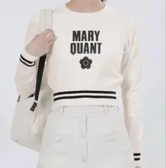 MARY QUANT ロゴデイジークロップド プルオーバー