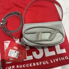 DIESEL シルバーショルダーバッグ　シルバー　1DR ハンドバッグ　レザー