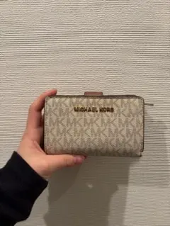 MICHAEL KORS 二つ折り財布 ベージュ系