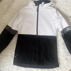 NIKITAスキーウェア スノーボードウェアLサイズ 158~164cmくらい