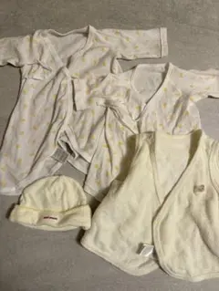 【ミキハウス】0-6ヶ月用 肌着2枚、クマさんのベストと帽子 ４点セット