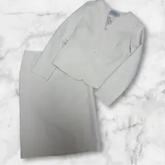美品　ノーカラージャケット　タイトスカート　セットアップ　スーツ　アイボリー　M