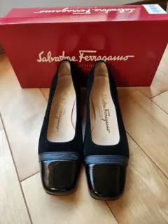 Salvatore Ferragamo パンプス ブラックのサムネイル