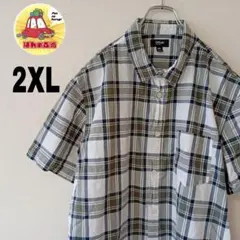 USA古着 URBAN 半袖ボタンシャツ　2XL モスグリーンホワイト　チェックのサムネイル