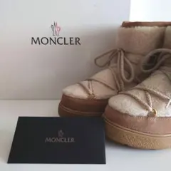 MONCLER ベージュ スエード ムートンブーツ 2025年最新】MONCLER ムートンブーツの人気アイテム - メルカリ