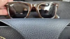 正規品　Ray-Ban サングラス べっ甲柄 本体 ケース付きのサムネイル