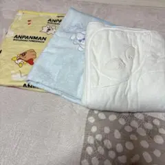 （美品）　赤ちゃんおくるみ2セットとアンパンおねしょキルトシーツ