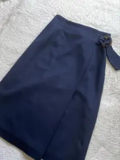 NATURAL BEAUTY BASIC【M】膝下丈 スカート紺