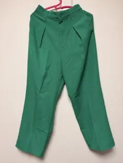 グリーン パンツ