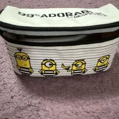 ミニオン　ポーチ　大容量