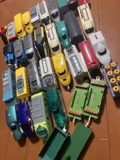 お買い得‼️プラレール車両セット（多色）　レール付きまとめ売り