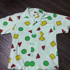 クレヨンしんちゃん　半袖パジャマ　130 上のみ