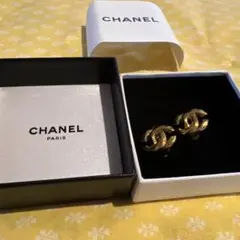 CHANEL ゴールド イヤリング