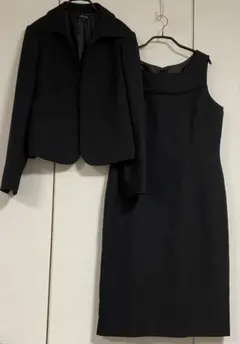 13号　saviem ワンピーススーツ　礼服　ブラックフォーマル　喪服