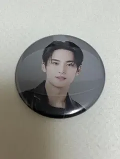SEVENTEEN MINGYU 缶バッジ SEVENTEEN CAFE
