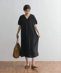 美品 URBAN RESEARCH DOORS 黒 リネン ロング ワンピース