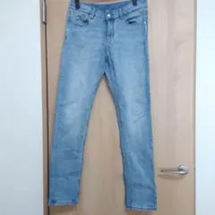 CHEAP MONDAY チープマンデー　スキニーデニム　ライトブルーのサムネイル