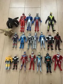 ウルトラマン 怪獣 ソフビ フィギュア 8体セット - メルカリ