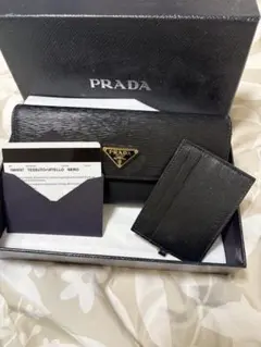 プラダ　レディース　長財布　箱付きのサムネイル