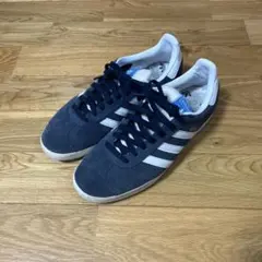 adidas ガゼルネイビーホワイト　27.5cm