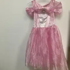 ピンクオフショルダードレス　オーロラ姫　風