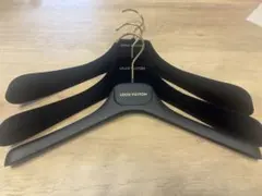 EMPORIO ARMANIベロア滑り止め付きハンガー4種セット プレゼント用 ラッピング済み そのまま渡せる 紙袋つき