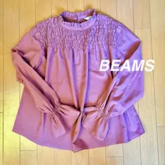 BEAMS シャーリングブラウス　くすみピンクフリーサイズのサムネイル