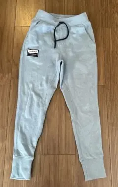 アンダーアーマー　スウェットパンツ　130cm