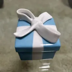 【美品】Tiffany （ティファニー）ブルー ボウ ボックス陶器製小物入れ