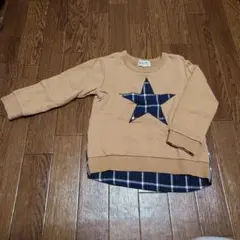 ベージュ 星型刺繍 トレーナー