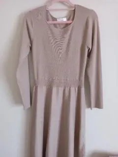 index ベージュ ニットワンピース 長袖