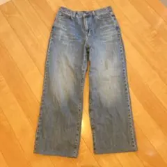 UNIQLO ライトブルー　ワイドストレートデニム 27 68.5センチ