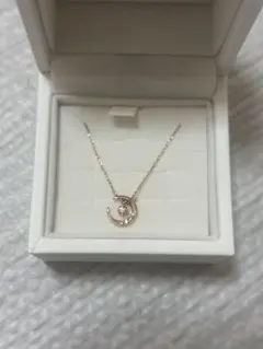 4°C 三日月 ネックレス