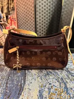 CLATHAS クレイサス エナメル ワンショルダーバッグ カメリア ブラウン