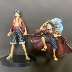 ワンピース ルフィ フィギュア ２個セットで。