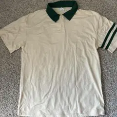クリーム色のポロシャツ 半袖