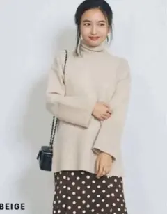 美品✨basement online タートルネックニット　ベージュ