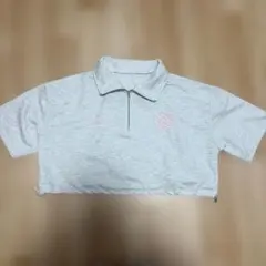 薄いグレー ハートロゴ 半袖Tシャツ