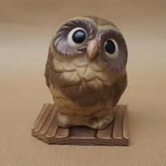信楽焼（滋賀県）小さめ　ふくろう（茶）高さ約10.5cm