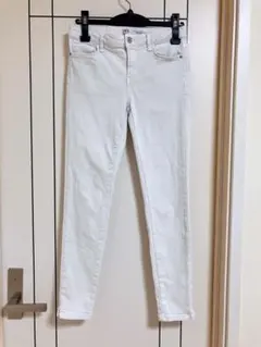 ZARA スキニーデニム　ホワイト寄りグレージュ