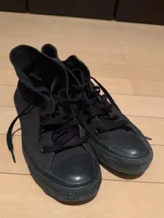 コンバース　ブラック ハイカットスニーカー